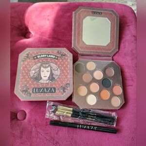 Luxaza Glory Land Eyeshadow Palette with Brushes And Eyeliner